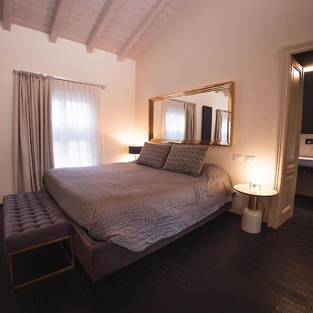 Palazzo Gozzi Bed & Beauty Bed & Breakfast Parma Exterior photo